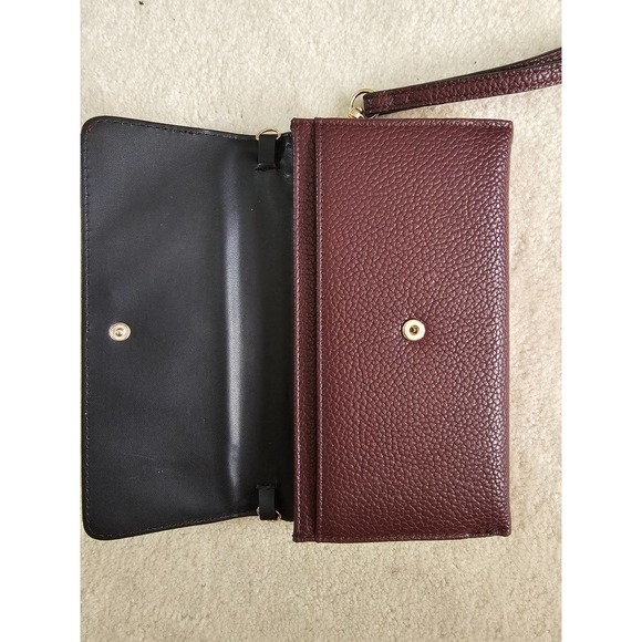 17 Steve Madden wallet/wristlet marroon - Picture 2 of 3